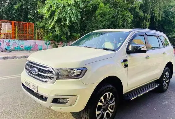 Ford Endeavour Titanium 2.2 4x2 AT 2019