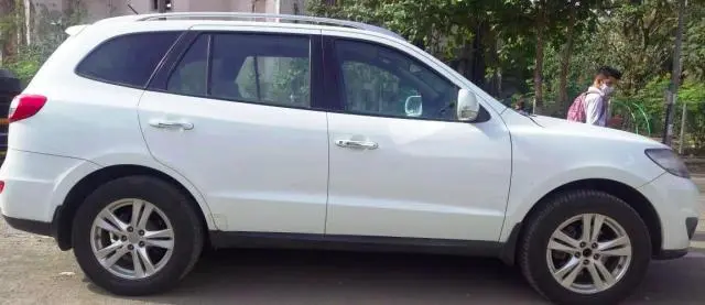 Hyundai Santa FE 4 WD AT 2011