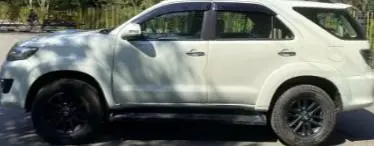 Toyota Fortuner 3.0 4x2 MT 2015