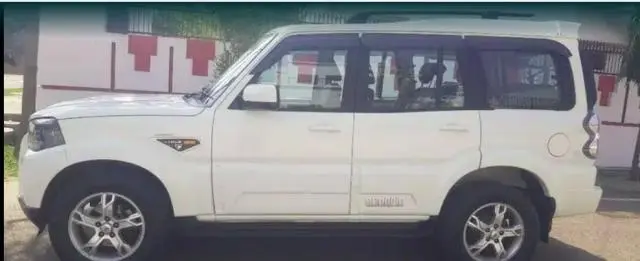 Mahindra Scorpio S10 2015