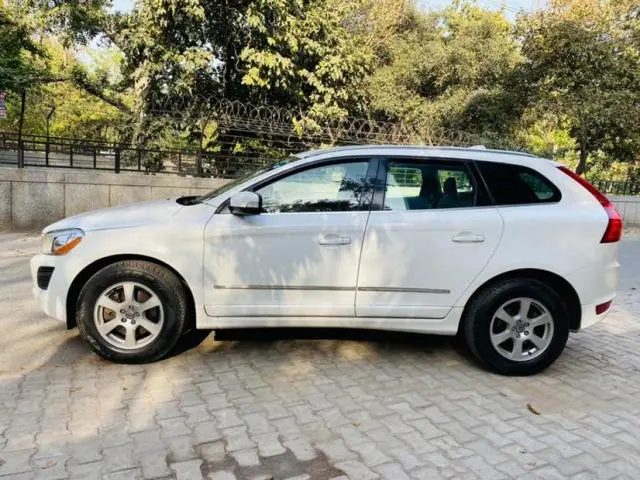 Volvo XC60 D4 SUMMUM 2013