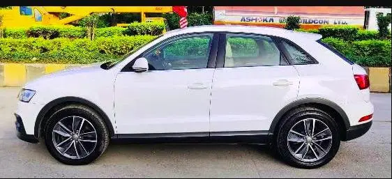Audi Q3 30 TFSI Premium 2018