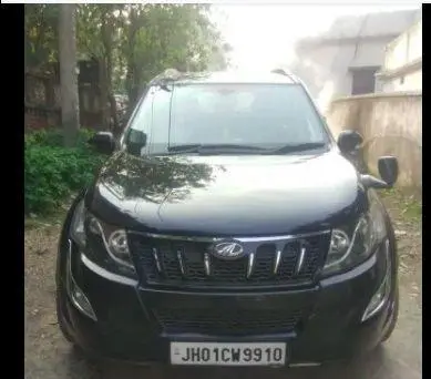 Mahindra XUV500 W6 4X2 2018