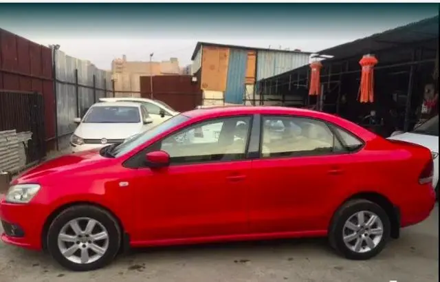 Volkswagen Vento Highline Petrol AT 2011