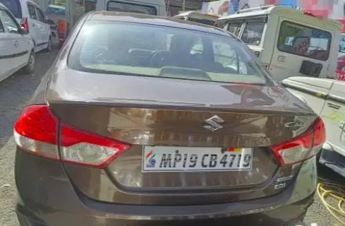 Maruti Suzuki Ciaz VDi SHVS 2016