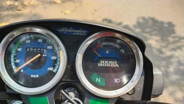 Hero Honda Splendor 100cc 2011