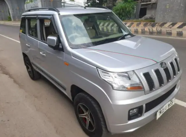Mahindra TUV300 T6 Plus 2017