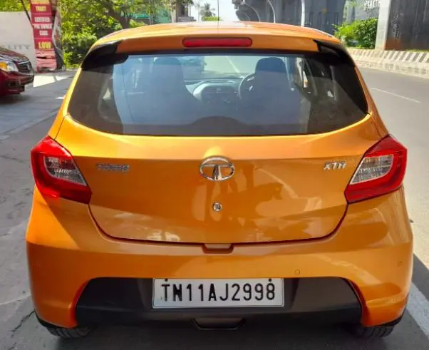 Tata Tiago Revotron XTA 2018