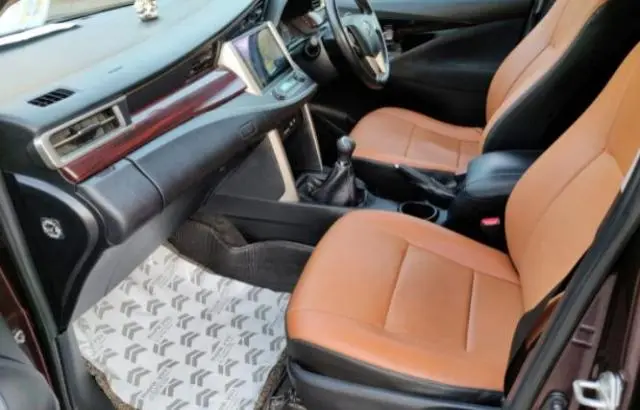 Toyota Innova Crysta 2.4 VX 8 STR 2016
