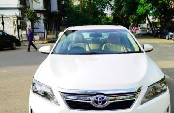 Toyota Camry Hybrid 2015
