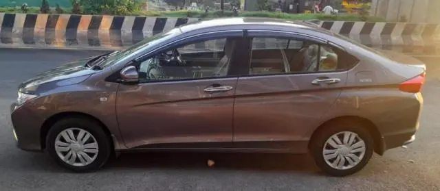 Honda City SV i-VTEC 2016