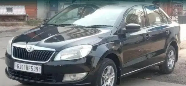 Skoda Rapid 1.6 MPI AMBITION 2014