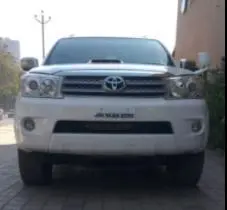 Toyota Fortuner 3.0 4x2 MT 2010