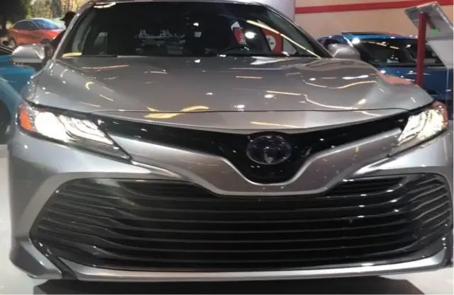 Toyota Camry Hybrid 2019