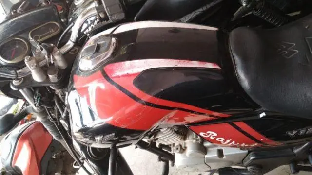 Bajaj V12 125cc 2017