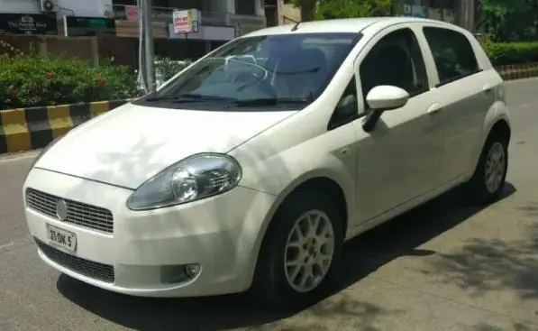 Fiat Punto Emotion 1.4 2011