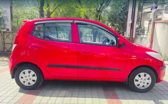 Hyundai i10 Asta 1.2 AT With Sunroof 2009