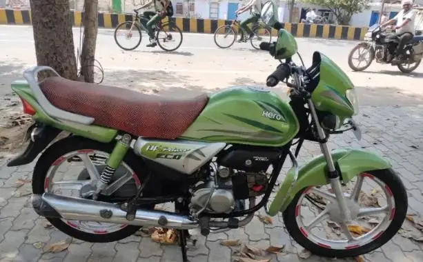 Hero HF Deluxe 100cc 2017
