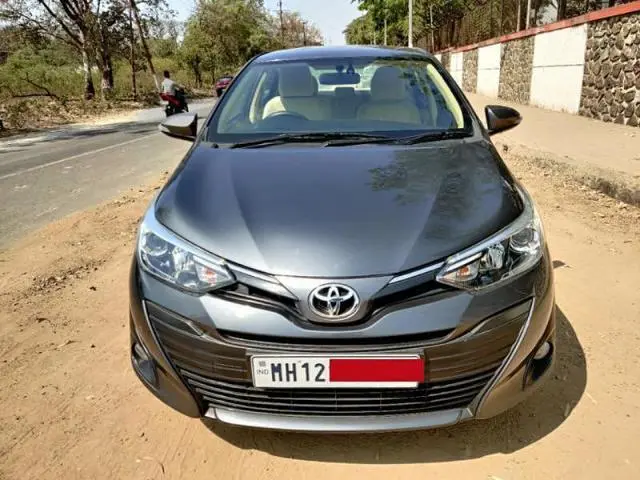 Toyota Yaris V MT 2018