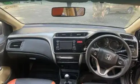 Honda City V i-DTEC 2016