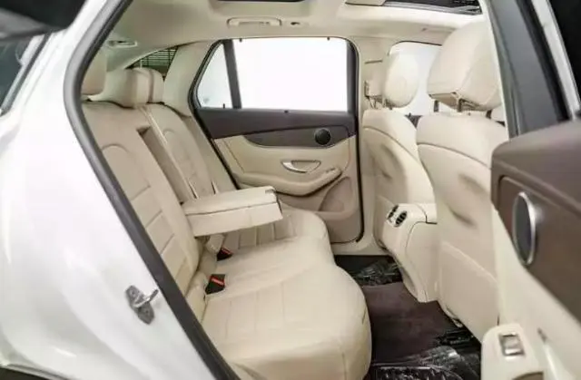 Mercedes-Benz GLC 220 d 4MATIC BS6 2021