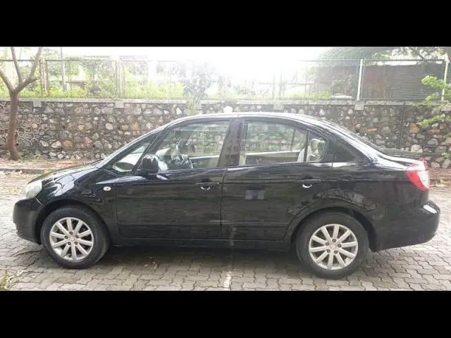 Maruti Suzuki SX4 ZXi 2012