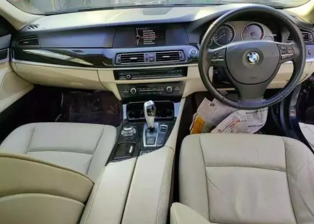 BMW 5 Series 520d 2013