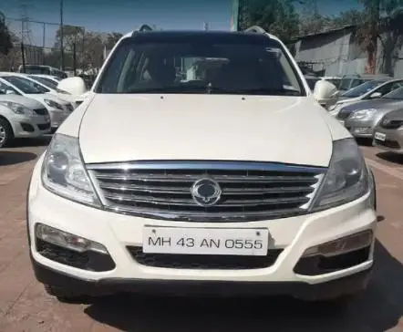 Mahindra Ssangyong Rexton RX7 2013