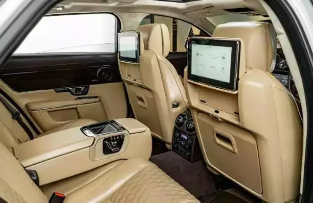 Jaguar XJ 3.0 L Portfolio 2019