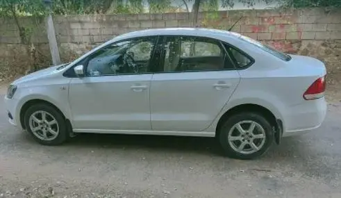 Volkswagen Vento 1.6L Highline 2014