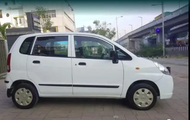 Maruti Suzuki Zen Estilo LXI BS IV 2012