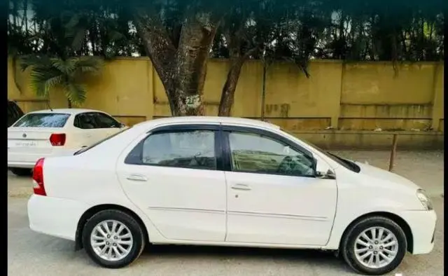 Toyota Etios VX D 2016