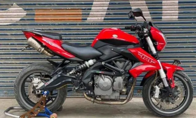 Benelli TNT 600i 2015