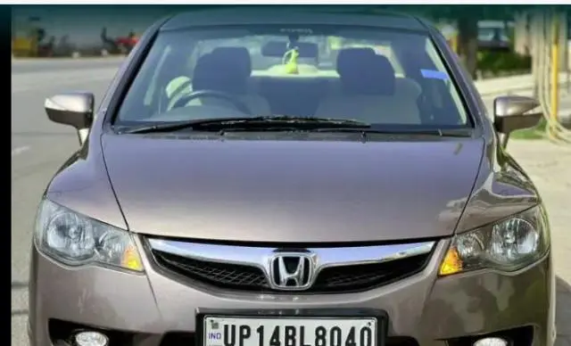 Honda Civic 1.8V MT 2011