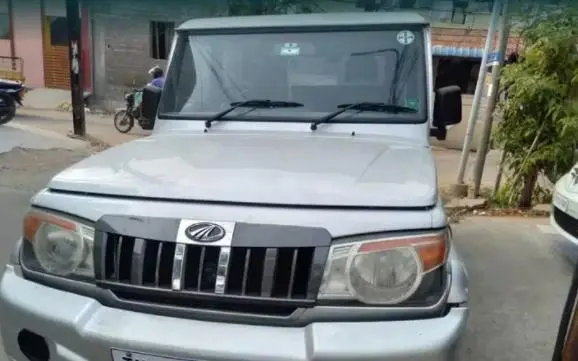Mahindra Bolero SLE 2016