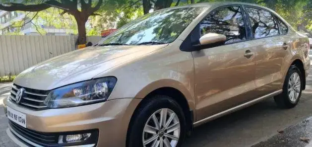 Volkswagen Vento 1.5 TDI Highline AT 2015
