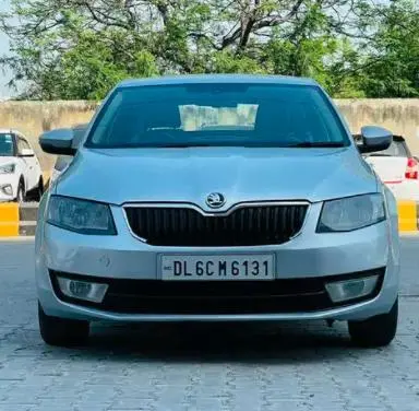 Skoda Octavia 2.0 TDI CR AT Style Plus 2013