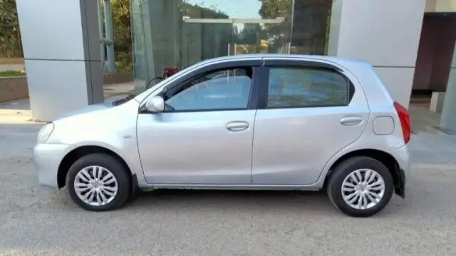 Toyota Etios Liva GD 2012