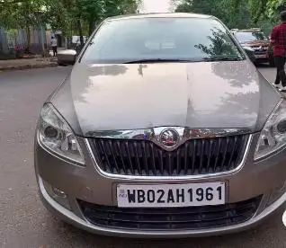 SKODA RAPID 1.5 TDI CR ELEGANCE 2015