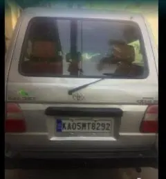 Toyota Qualis GS C4 2003