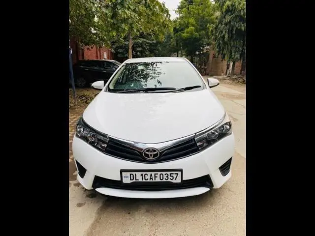 Toyota Camry Hybrid 2017