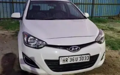 Hyundai i20 Magna 1.4 CRDi 2013