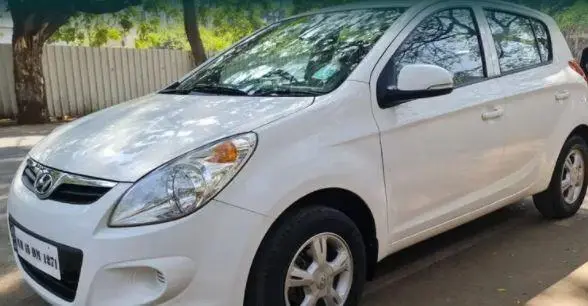 Hyundai i20 Sportz 1.2 2012