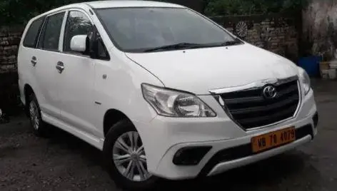 Toyota Innova 2.5 G 8 STR BS IV 2015