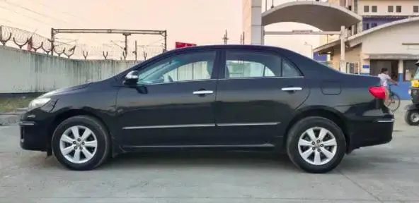 Toyota Corolla Altis D-4D G 2011