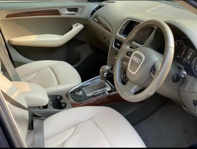 Audi Q5 3.0 TDI quattro premium plus 2011