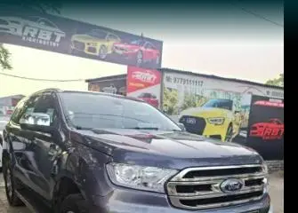 Ford Endeavour Titanium 2.2 4x2 AT 2018