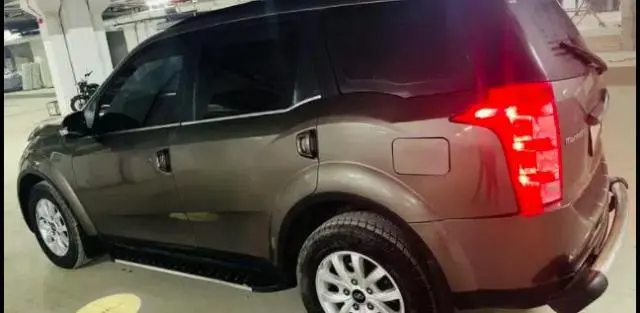Mahindra XUV500 W10 AWD 2017