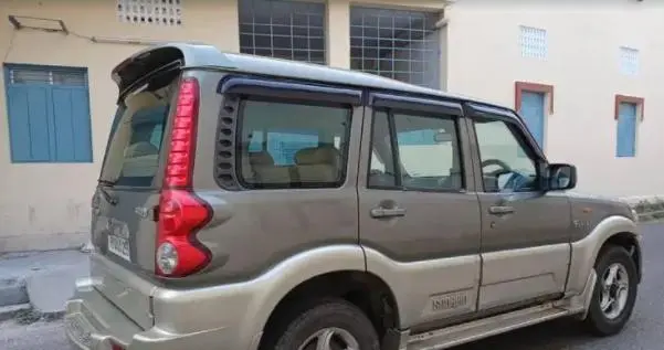 Mahindra Scorpio VLX 4WD BS III 2009