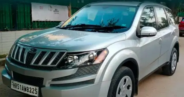Mahindra XUV500 W6 2013